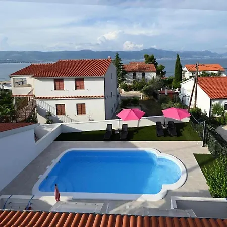 Mihovilovi Trogir